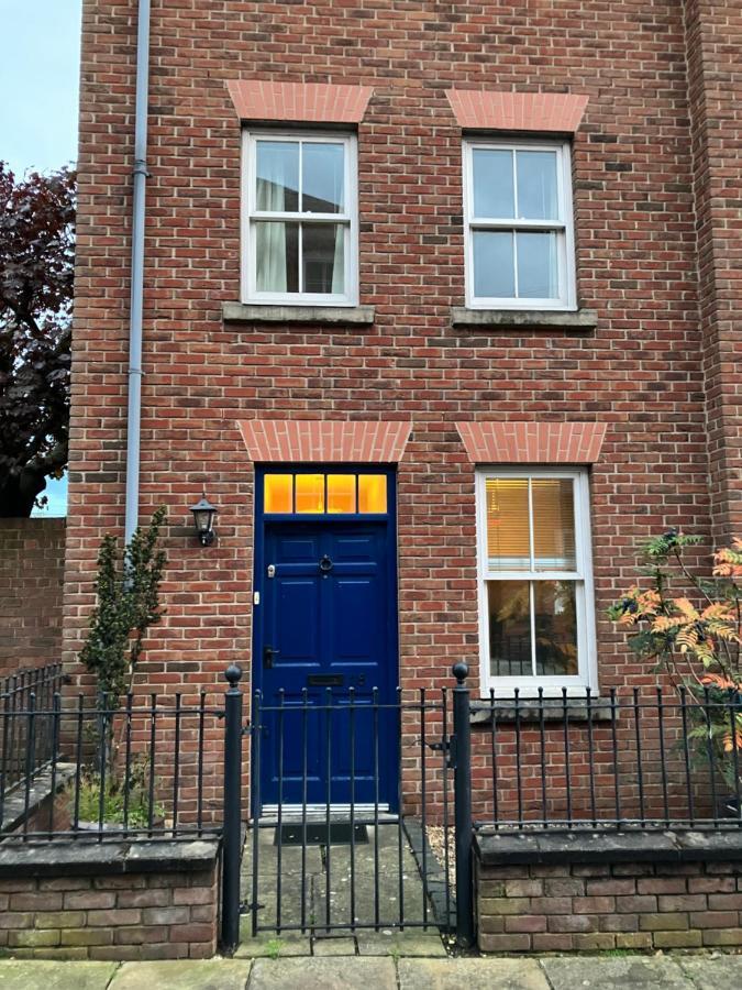 Central Chester Bedrooms Exterior photo