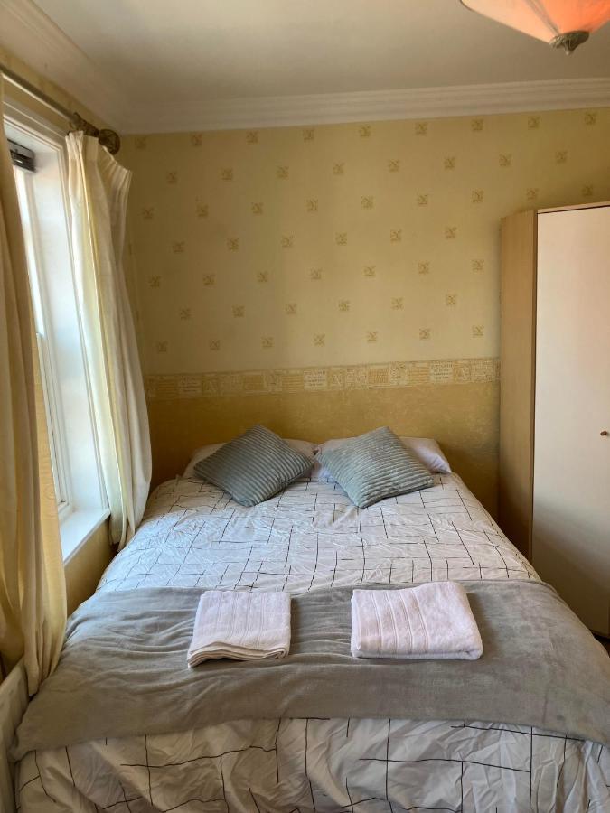 Central Chester Bedrooms Exterior photo