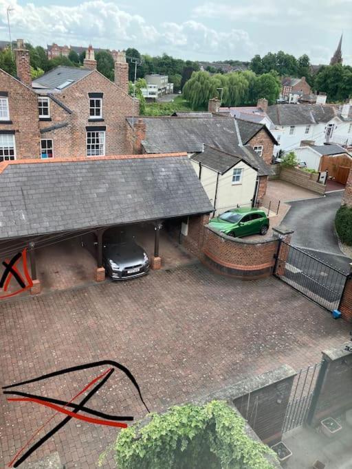Central Chester Bedrooms Exterior photo